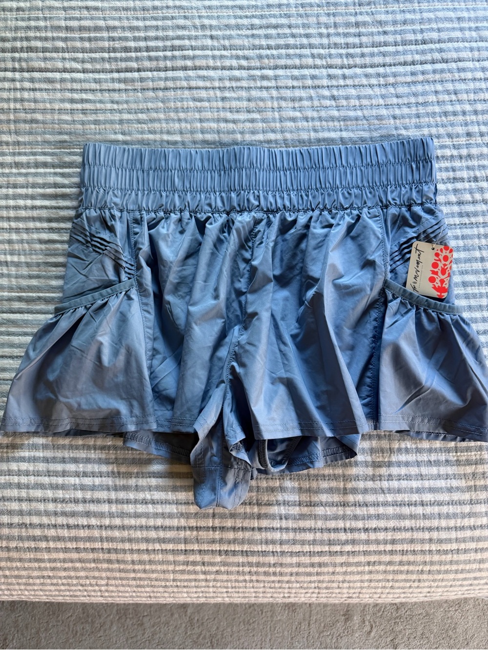 BNWT SZ Med. Free People Get Your Flirt On Summer Running Shorts - Picture 4 of 4